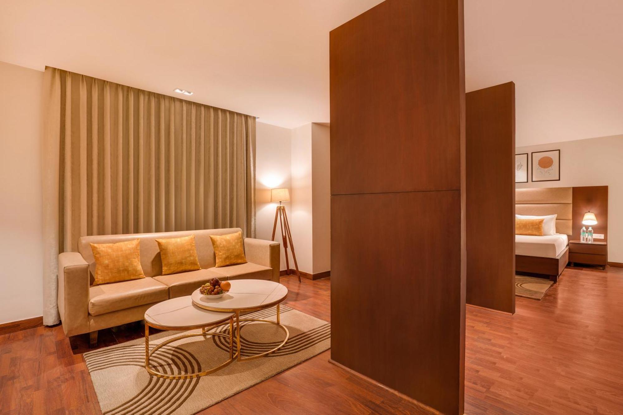 Lemon Tree Hotel, נוידה מראה חיצוני תמונה