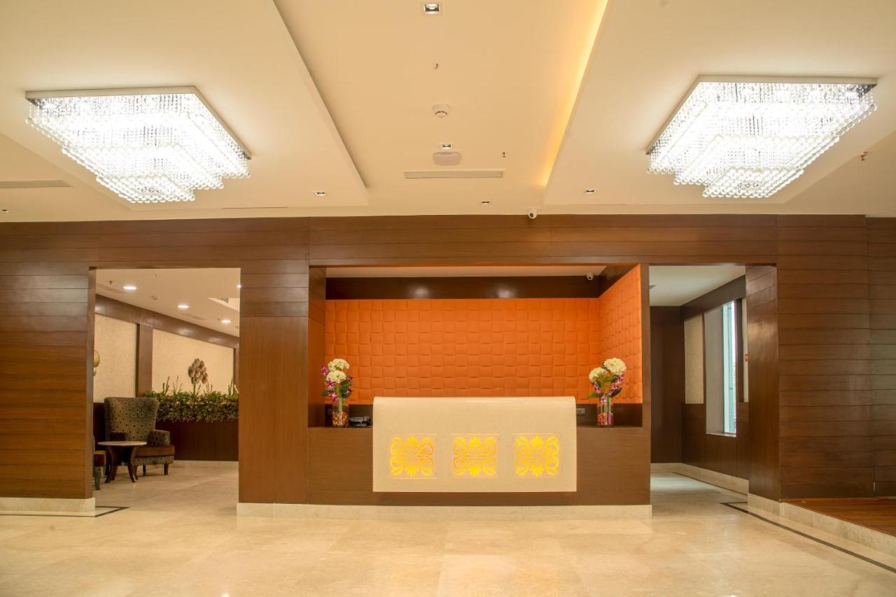Lemon Tree Hotel, נוידה מראה חיצוני תמונה